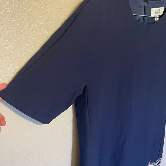 Belle Badgley Mischka Larissa Embroidered Dress Size 6 Navy Floral Hem - Picture 2 of 8